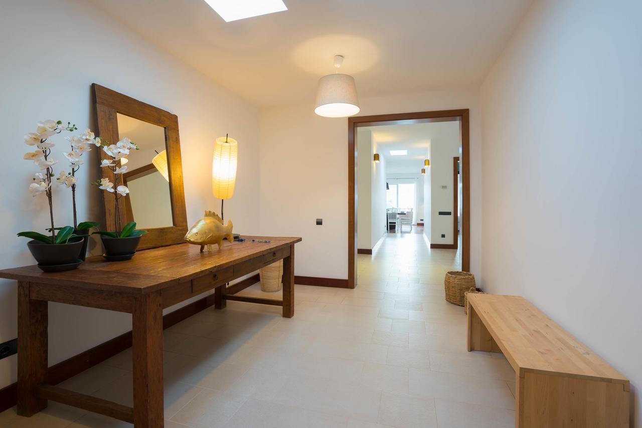 Villa Dedalos - A Luxury Large Villa With A Heated Pool In Puerto Calero Exterior foto